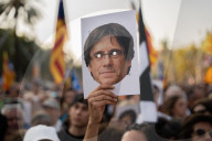 Barcelona_Institutional event near the Parliament of Catalonia to receive Carles Puigdemont.