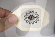 Inexpensive dressing heals chronic wounds up to 30 percent faster