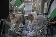 Milano - Manifestazione Pro Palestina in Piazza San Babila