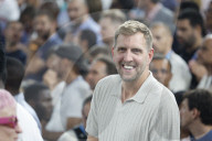 VIPs attend men's basketball final at Paris Olympics