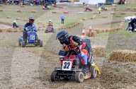 FEATURE - 12-Stunden-Ausdauerrennen, veranstaltet von der British Lawn Mower Racing Association