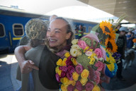 Ukrainian fencer Yuliia Bakastova brings home Olympic gold medal 