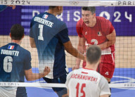 France defeats Poland in volley ball final at Paris Olympics