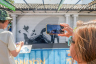 New Banksy Artwork London Zoo