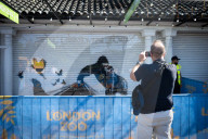 Banksy Gorilla artwork outside ZSL London Zoo, Regent’s Park, London, UK. 