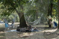Parco Lambro. Milanesi festeggiano il ferragosto grigliando al parco