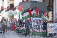 Milano P.za San Babila. Quarantaquattresimo presidio Pro-Palestina contro il genocidio.