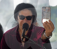 Rock legend Gene Simmons promotes his 'Moneybag Soda'