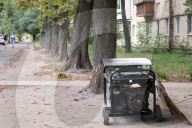 Generators in Kyiv streets