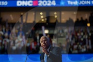 Tim Walz addresses DNC, Day 3