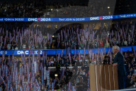 Tim Walz addresses DNC, Day 3