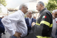 Volontari della Protezione Civile e Vigile del Fuoco ricoverati al Centro Grandi Ustionati al Sant&#x2019;Eugenio 
Volontari della Protezione Civile e Vigile del Fuoco ricoverati al Centro Grandi Ustionati al Sant&#x2019;Eugenio 