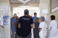 Volontari della Protezione Civile e Vigile del Fuoco ricoverati al Centro Grandi Ustionati al Sant&#x2019;Eugenio 
Volontari della Protezione Civile e Vigile del Fuoco ricoverati al Centro Grandi Ustionati al Sant&#x2019;Eugenio 