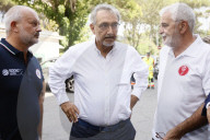 Volontari della Protezione Civile e Vigile del Fuoco ricoverati al Centro Grandi Ustionati al Sant&#x2019;Eugenio 
Volontari della Protezione Civile e Vigile del Fuoco ricoverati al Centro Grandi Ustionati al Sant&#x2019;Eugenio 