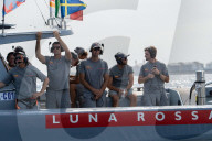 New Zealand wins the preliminary race.