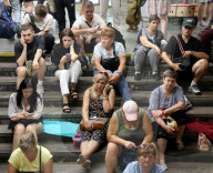 Russia bombs Kyiv 