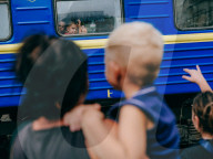 Pokrovsk packs up as Russian invaders close in