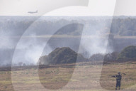 Roma, Incendio vicino alla pista dell&#x2019;Aeroporto di Fiumicino partito da un campo agricolo