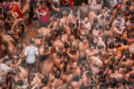 FEATURE - Über 150 Tonnen Tomaten für das Fest der Tomate in Bunol, Valencia