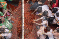 FEATURE - Über 150 Tonnen Tomaten für das Fest der Tomate in Bunol, Valencia