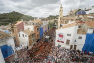 FEATURE - Über 150 Tonnen Tomaten für das Fest der Tomate in Bunol, Valencia