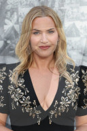 Lee premiere