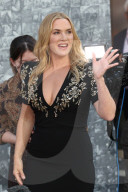 Lee premiere