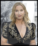 Lee premiere