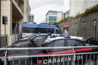 Presidio Forze dell&#x2019;ordine all&#x2019;ospedale san Raffaele in attesa della fine dell&#x2019;operazione a Beretta
Presidio Forze dell&#x2019;ordine all&#x2019;ospedale san Raffaele in attesa della fine dell&#x2019;operazione a Beretta