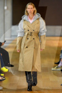 MODE - New York Fashion Week Frühling/Sommer 2025: Monse