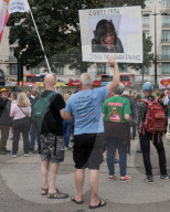 UK conspiracisy theorists hold unfocused "Freedom Rally"