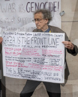 UK conspiracisy theorists hold unfocused "Freedom Rally"