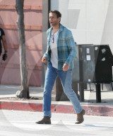 PREMIUM EXCLUSIVE Jennifer Garner's Boyfriend John Miller Cuts A Handsome Frame In Beverly Hills