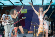 Meet the postpartum punks - Pushy Pushy Pushy. A primal scream in the face of all tradwives.