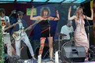 Meet the postpartum punks - Pushy Pushy Pushy. A primal scream in the face of all tradwives.