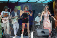 Meet the postpartum punks - Pushy Pushy Pushy. A primal scream in the face of all tradwives.