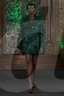 MODE - New York Fashion Week Frühling/Sommer 2025: Naeem Khan