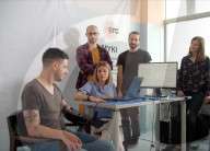 Prosthetic hand controlled by implanted magnets 