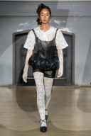 MODE - London Fashion Week Frühling/Sommer 2025: Yuhan Wang