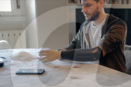 Une équipe de recherche a développé la première prothèse de main au monde à contrôle magnétique