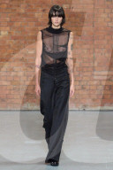 MODE - London Fashion Week Frühling/Sommer 2025: Aaron Esh