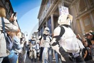 Sfilata delle Legioni Imperiali di Star Wars organizzata dal Museo Nazionale del Cinema in occasione con la mostra &quot;Movie Icons&quot; a Torino
Sfilata delle Legioni Imperiali di Star Wars organizzata dal Museo Nazionale del Cinema in occasione con l