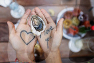 ‘I’ll have them with hot sauce’: should vegans eat oysters?