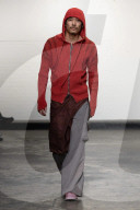 MODE - London Fashion Week Frühling/Sommer 2025: Charlie Constantinou