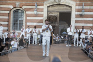 Les Toulousains ont accueilli avec ferveur les athlètes de la Ville rose et de ses alentours, après leur performance aux Jeux Olympiques de Paris 2024 sur la place du Capitole
