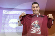 Viterbo - Roberto Vannacci chiude l&#x2019;evento organizzato dall&#x2019;associazione &#x201c;Noi con Vannacci&#x201d;
Viterbo - Roberto Vannacci chiude l&#x2019;evento organizzato dall&#x2019;associazione &#x201c;Noi con Vannacci&#x201d;
