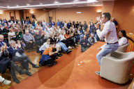 Viterbo - Roberto Vannacci chiude l&#x2019;evento organizzato dall&#x2019;associazione &#x201c;Noi con Vannacci&#x201d;
Viterbo - Roberto Vannacci chiude l&#x2019;evento organizzato dall&#x2019;associazione &#x201c;Noi con Vannacci&#x201d;
