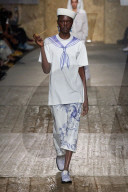 MODE - Milano Fashion Week Frühling/Sommer 2025: Moschino