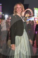 Almauftrieb in der Käfer Wiesn Schänke auf dem 189. Oktoberfest 2024 auf der Theresienwiese in München
