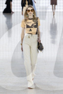 Défilé de mode printemps-été 2025 "Chloé" lors de la fashion week de Paris